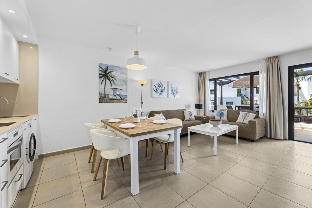 Casahost Bastian Boutique I Seaview Apartment Costa Teguise Luaran gambar