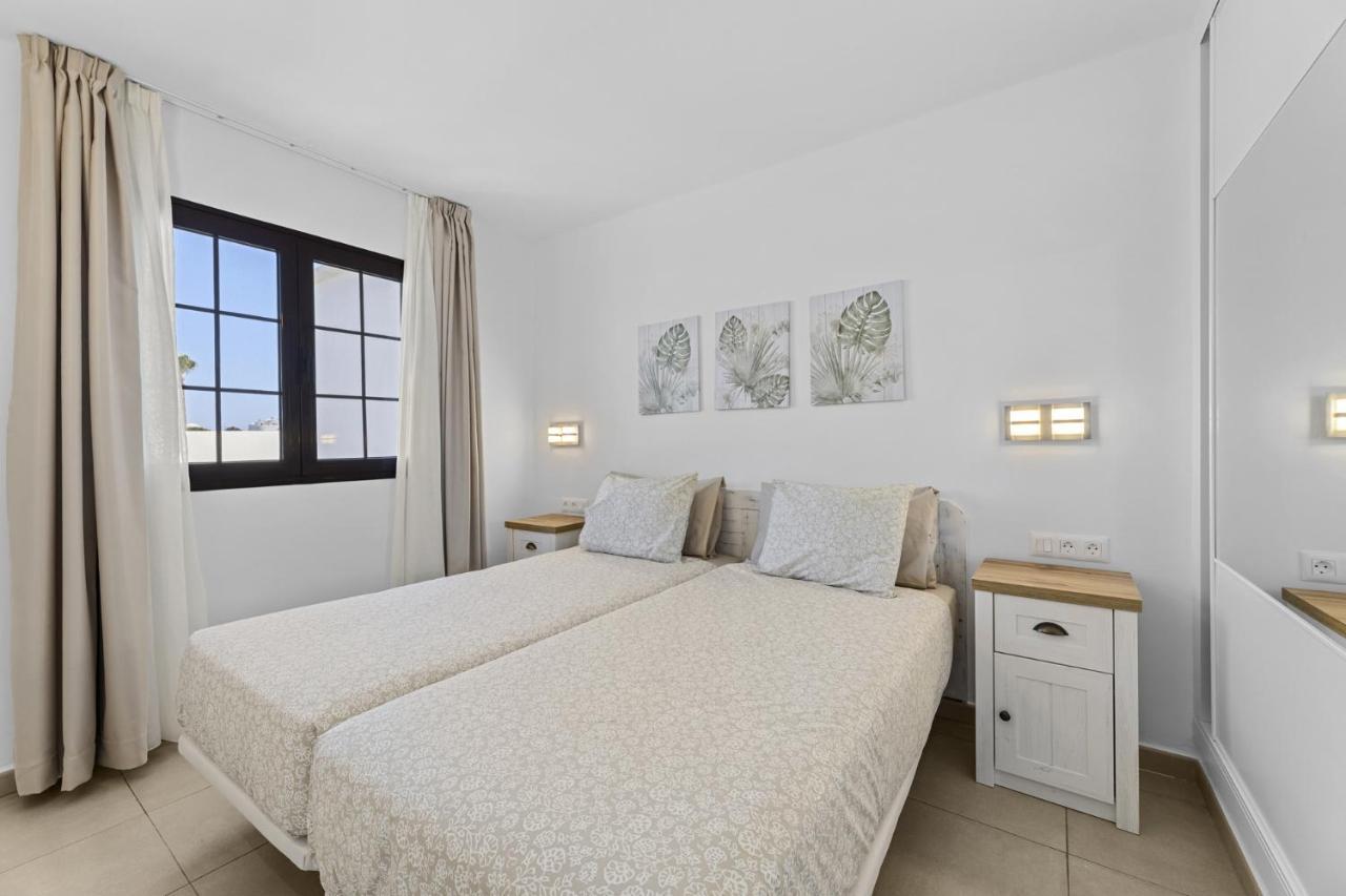 Casahost Bastian Boutique I Seaview Apartment Costa Teguise Luaran gambar