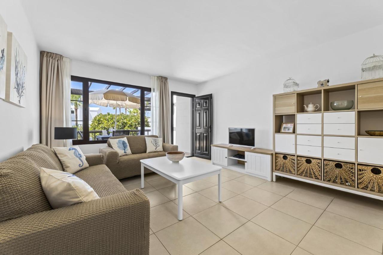 Casahost Bastian Boutique I Seaview Apartment Costa Teguise Luaran gambar