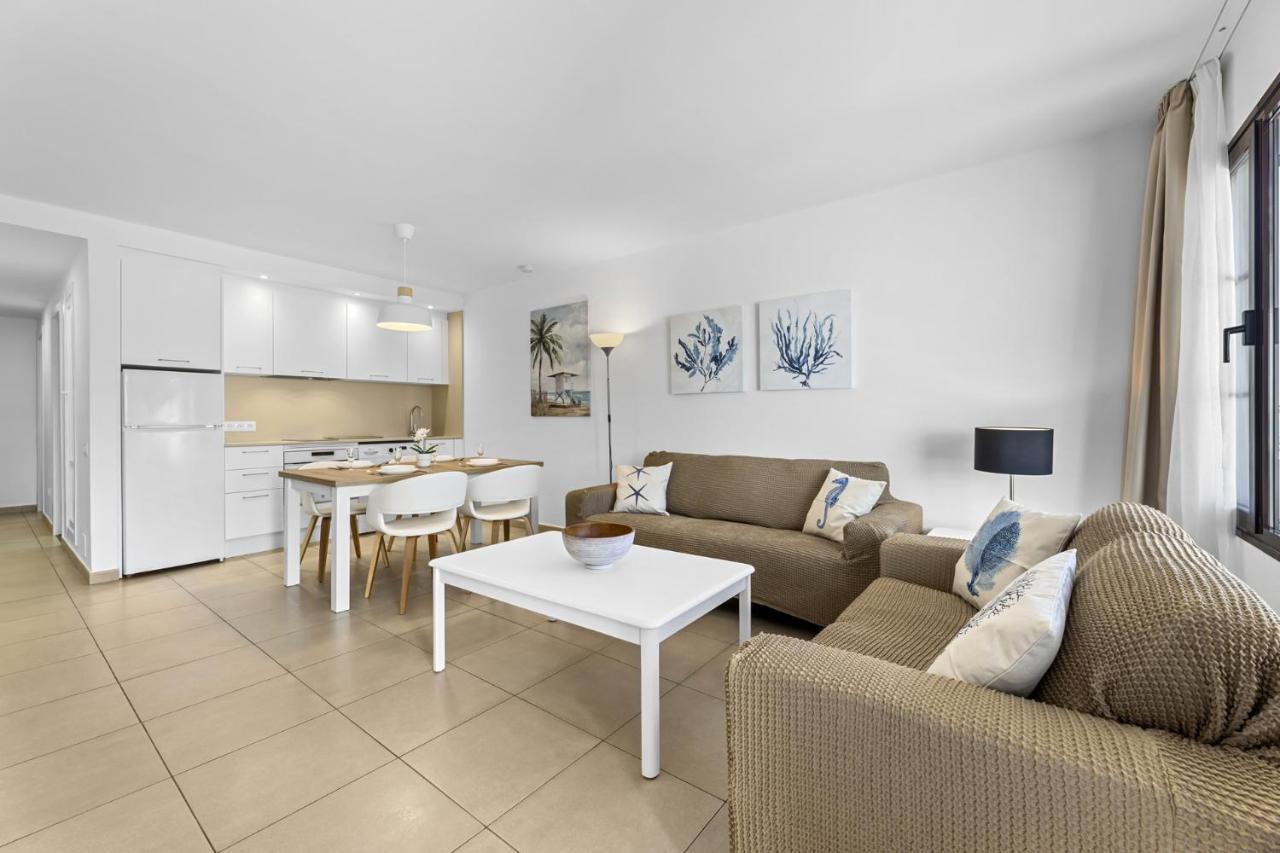 Casahost Bastian Boutique I Seaview Apartment Costa Teguise Luaran gambar